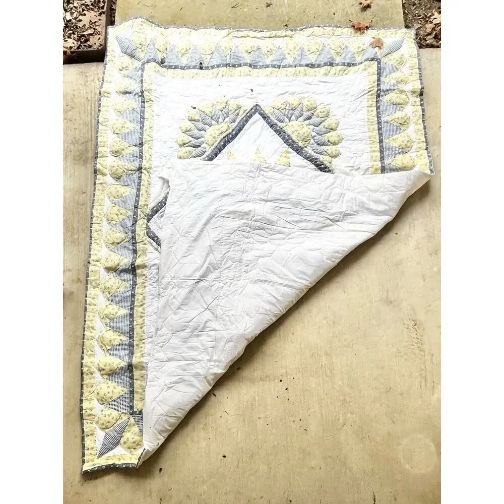 1990s Vintage Handmade Quilt Comforter Blanket 68”X86” Twin Yellow Blue Star Sun